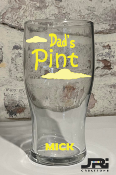Vinyl Pint Glass Dads Pint / With Name At The Bottom