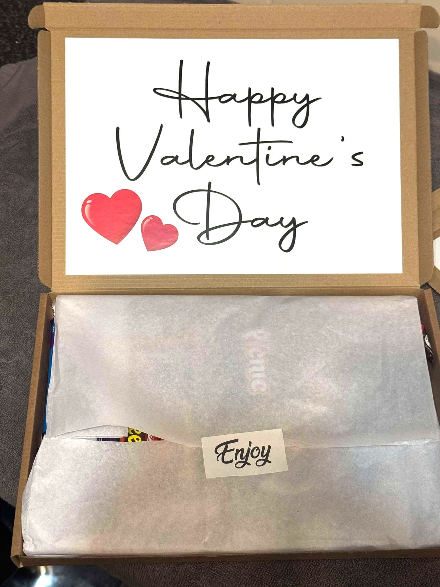 Valentine's Day Chocolate Sweet Selection Box With A Personalised Hidden / Secret Message & Image