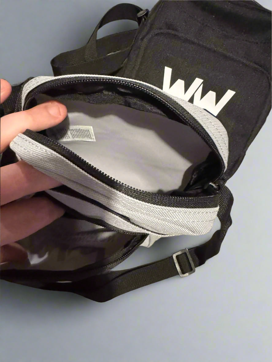 Washington Weekender Official Merchandise Cross Body Bag Grey